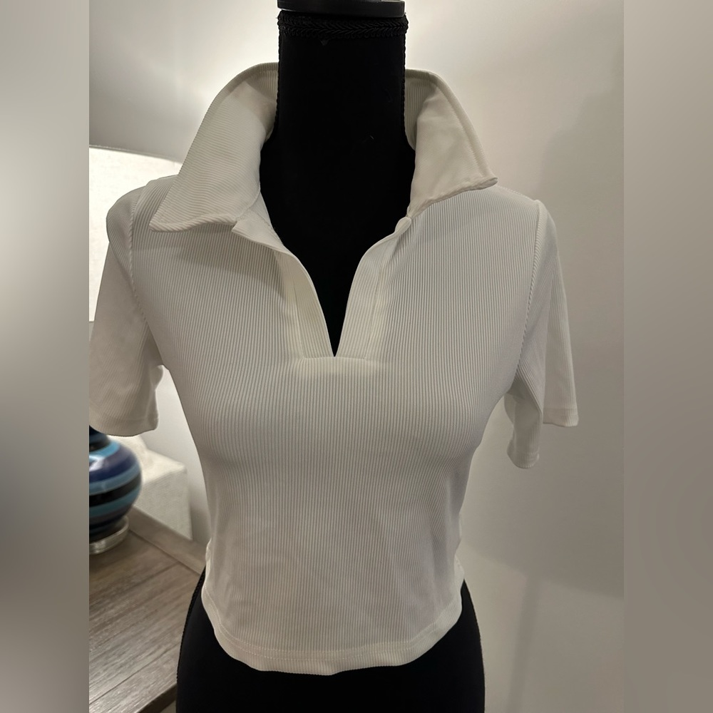 SHEIN Basic White Crop Top - Size 6